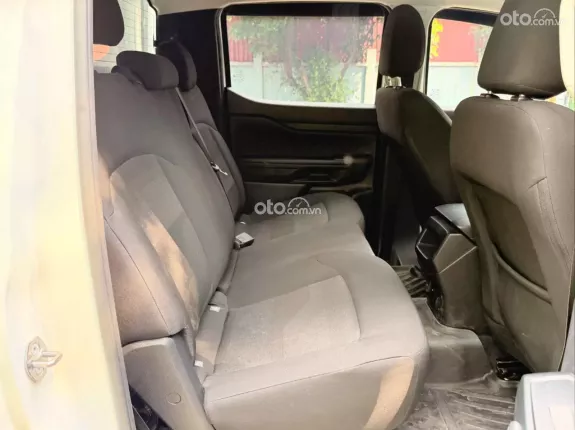 Ford Ranger XLS 2.0L 4x2 AT 2024 - BÁN TẢI 5 CHỖ SỐ TỰ ĐỘNG_CHỞ HÀNG HÓA_XE CHÍNH HÃNG