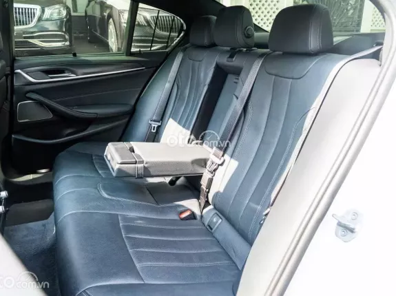 BMW 530i M Sport 2022 - Xe sang trọng nhập khẩu từ Đức