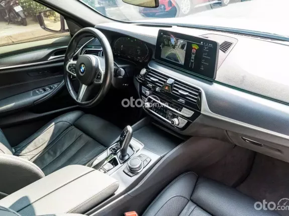 BMW 530i M Sport 2022 - Xe sang trọng nhập khẩu từ Đức