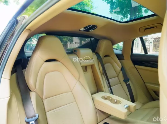 Porsche Panamera 3.0 V6 2021 - Siêu phẩm sedan thể thao mạnh mẽ