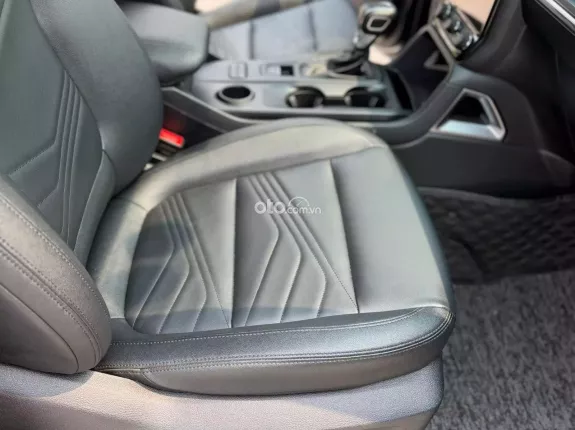 Ford Everest Titanium 2.0 AT 4x2 2024 - Tư nhân 1 chủ