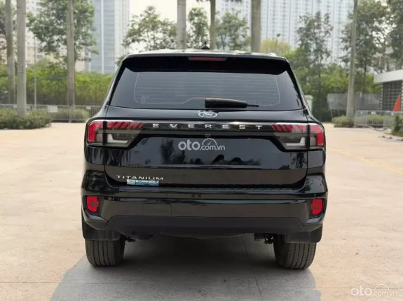 Ford Everest Titanium 2.0 AT 4x2 2024 - Tư nhân 1 chủ