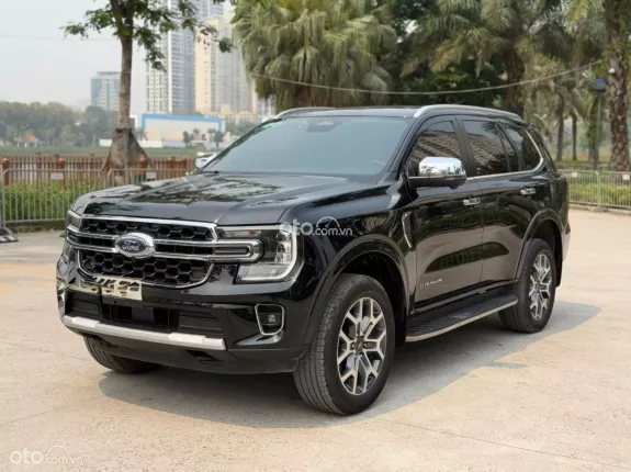 Ford Everest Titanium 2.0 AT 4x2 2024 - Tư nhân 1 chủ