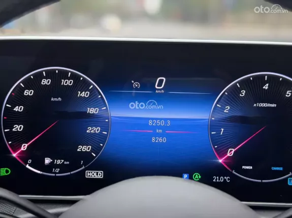 Mercedes-Benz C200 Avantgarde 2023 - Xe siêu lướt 8000km, giá tốt giao ngay