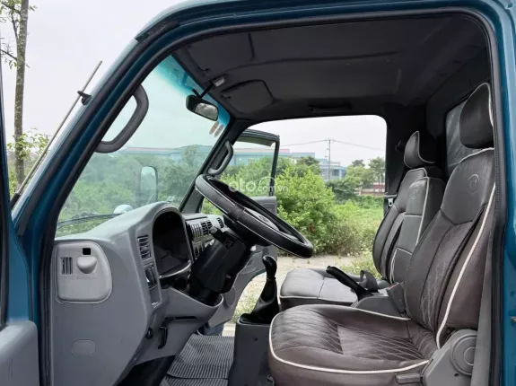 Kia K190 2015 - Bán K165 đời 2015 tải 2,4tấn, thùng mui bạt, xe đẹp zin đét