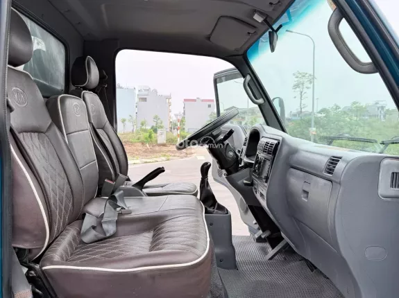 Kia K190 2015 - Bán K165 đời 2015 tải 2,4tấn, thùng mui bạt, xe đẹp zin đét