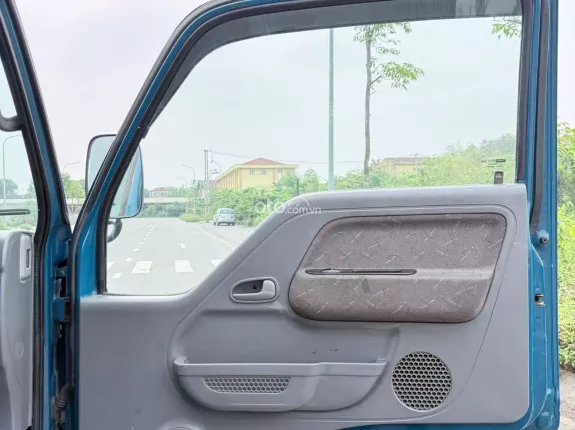 Kia K190 2015 - Bán K165 đời 2015 tải 2,4tấn, thùng mui bạt, xe đẹp zin đét