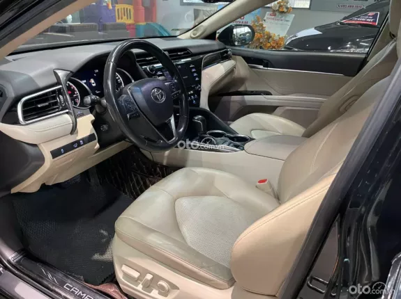 Toyota Camry 2.5Q 2020 - Xe đẹp tại Hãng