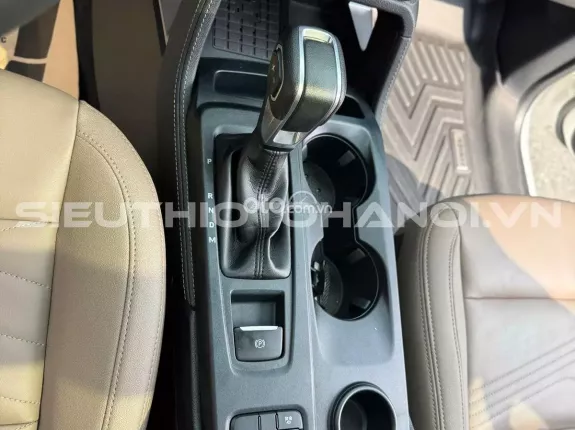 Ford Everest Titanium 2.0 AT 4x2 2023 - Xe zin nguyên bản theo hãng