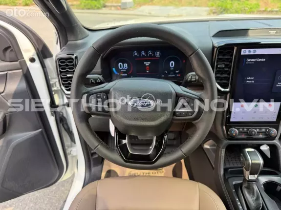 Ford Everest Titanium 2.0 AT 4x2 2023 - Xe zin nguyên bản theo hãng
