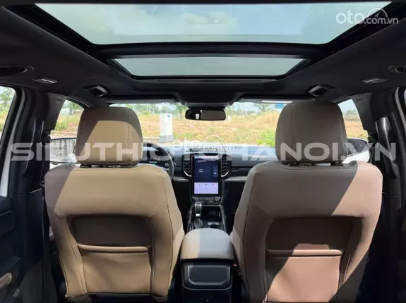 Ford Everest Titanium 2.0 AT 4x2 2023 - Xe zin nguyên bản theo hãng