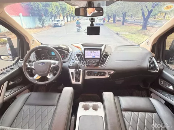 Ford Tourneo Titanium 2020 - FORD TOURNEO LIMOUSINE 2020 TRANG BỊ GÓI CAO CẤP NHẤT