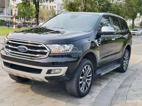 Ford Everest 2.0L ST5 10AT 4x4 Titanium 2019 - Salon xin được chào bán chiếc xe