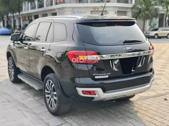 Ford Everest 2.0L ST5 10AT 4x4 Titanium 2019 - Salon xin được chào bán chiếc xe