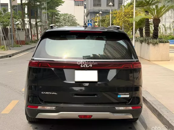 Kia Carnival 2.2D Signature 2022 - Kia Carnival 2.2D Signatuare 2022