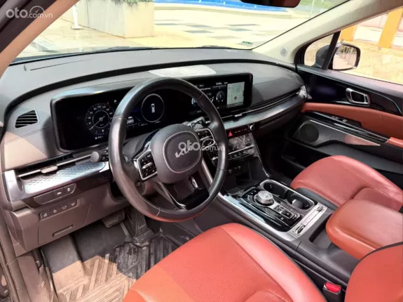 Kia Carnival 2.2D Signature 2022 - Kia Carnival 2.2D Signatuare 2022