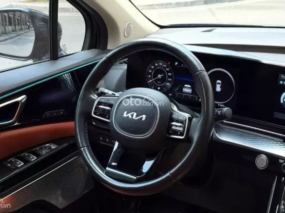 Kia Carnival 2.2D Signature 2022 - Kia Carnival 2.2D Signatuare 2022