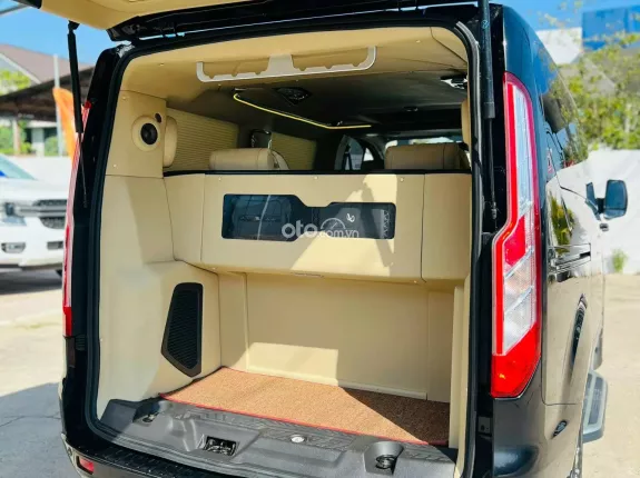 Ford Tourneo Titanium 2021 - FORD TOURNEO LIMOUSINE 2021 TRANG BỊ GÓI CAO CẤP NHẤT