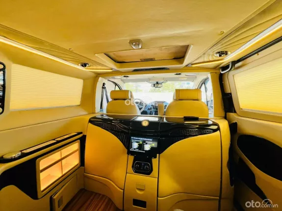 Ford Tourneo Titanium 2021 - FORD TOURNEO LIMOUSINE 2021 TRANG BỊ GÓI CAO CẤP NHẤT