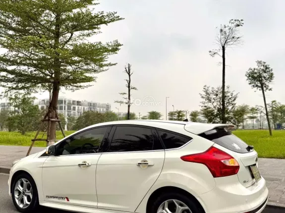 Ford Focus S 2.0AT 2014 - Xe màu trắng cực đẹp