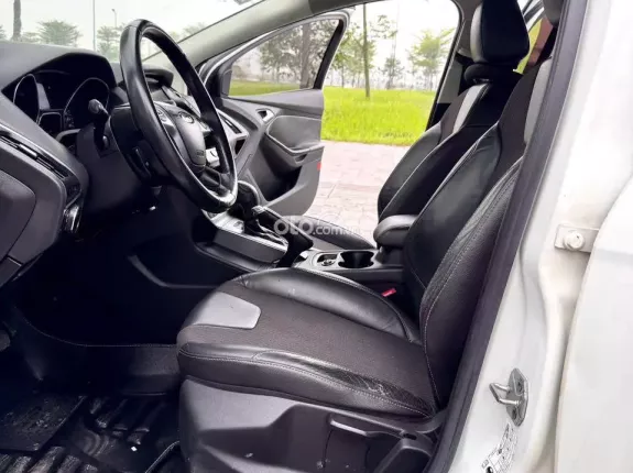 Ford Focus S 2.0AT 2014 - Xe màu trắng cực đẹp