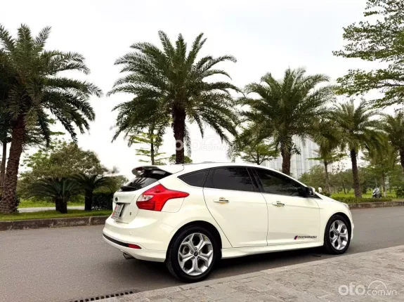 Ford Focus S 2.0AT 2014 - Xe màu trắng cực đẹp