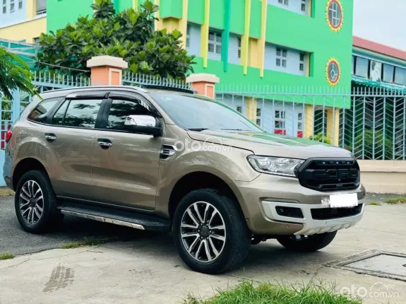 Ford Everest 2.0L ST5 10AT 4x4 Titanium 2019 - FORD EVEREST TITANIUM BI-TURBO 2018 4x4_1 chủ đi rất kỹ