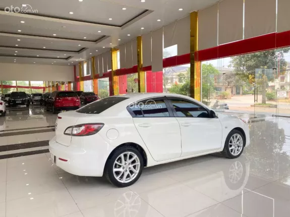 Mazda 3 1.6 AT 2013 - Bản S thể thao, cửa nóc, điều hoà tự động