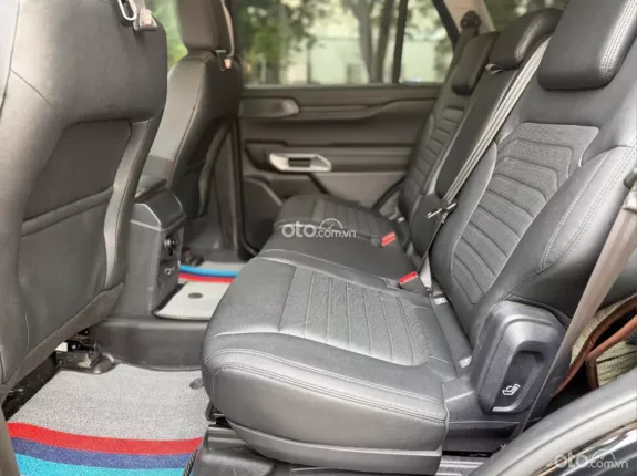 Ford Everest Sport 2.0 AT 4x2 2024 - Quá mới