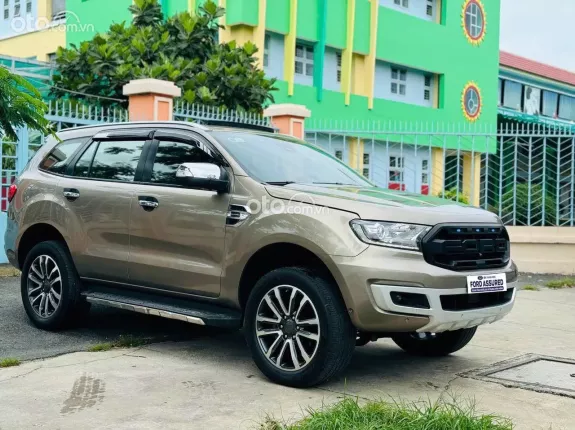 Ford Everest 2.0L ST5 10AT 4x4 Titanium 2019 - FORD EVEREST TITANIUM BI-TURBO 2018 4x4_1 chủ đi rất kỹ