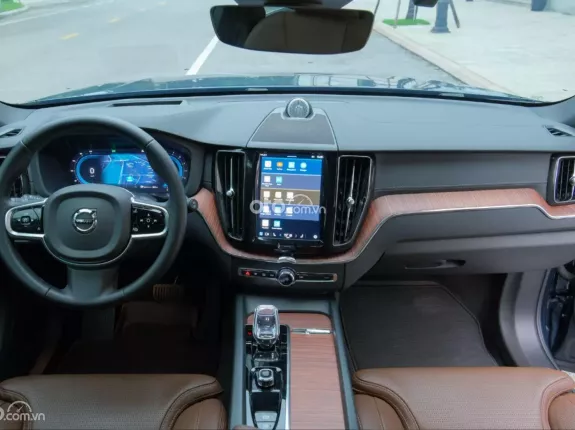 Volvo XC60 B6 Ultimate Bright 2023 - Động cơ mới Hybrid - Bản Đủ