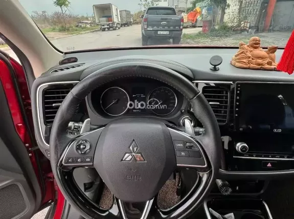 Mitsubishi Outlander 2.0 CVT 2021 - Gia đình xin được trào bán chiếc xe