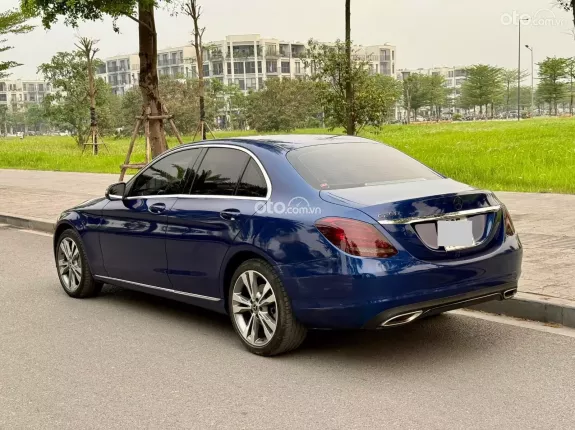 Mercedes-Benz C250 Exclusive 2017 - C250 Exclusive 2017 xanh nội thất đen siêu đẹp