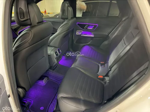 Mercedes-Benz GLC 300 4Matic V1 2024 - Xe đăng ký tháng 8/2025
