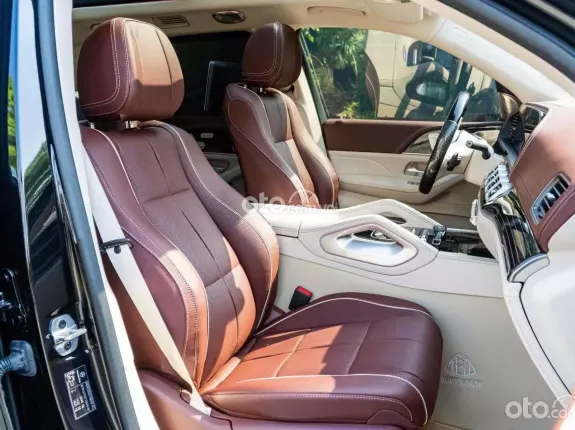 Mercedes-Benz GLS 450 4Matic 2022 - Xe nội thất nâu phối kem, liên hệ em xem xe
