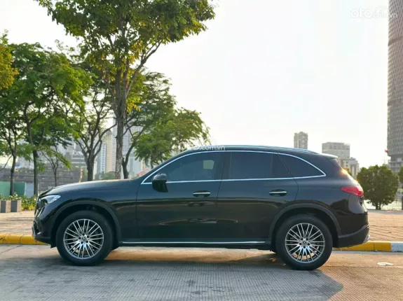 Mercedes-Benz GLC 200 4Matic 2023 - Xe đăng ký 2024