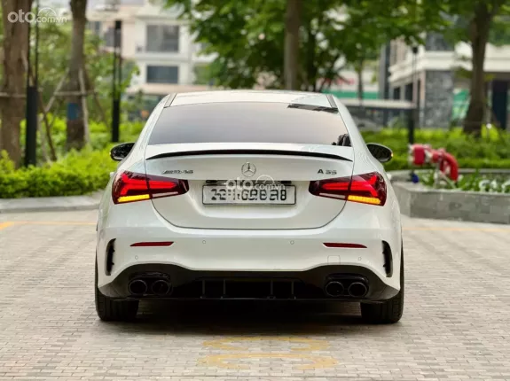 Mercedes-Benz A35 4MATIC 2020 - Nội thất đen sang trọng, giá tốt liên hệ em