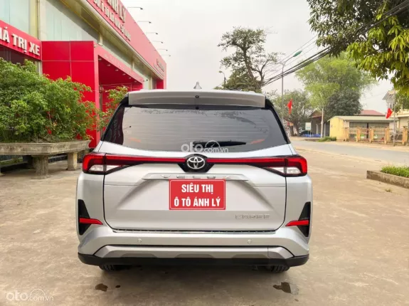 Toyota Veloz Cross 1.5 CVT 2022 - MPV 7 chỗ rộng rãi, siêu lướt, chất xe cực đẹp, Zin 100%