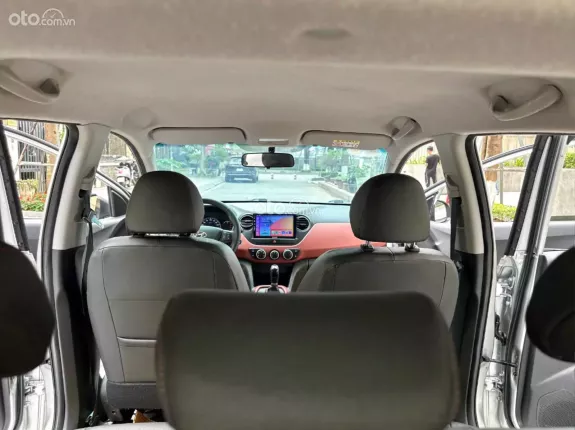 Hyundai Grand i10 Hatchback 1.2 AT 2018 - Nhỏ Gọn