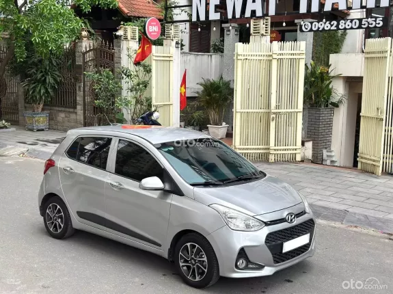 Hyundai Grand i10 Hatchback 1.2 AT 2018 - Nhỏ Gọn