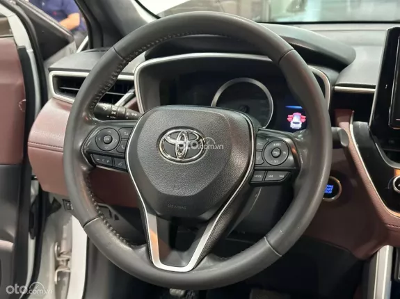 Toyota Corolla Cross 1.8 V  2021 - Xe cực đẹp, chủ giữ gìn