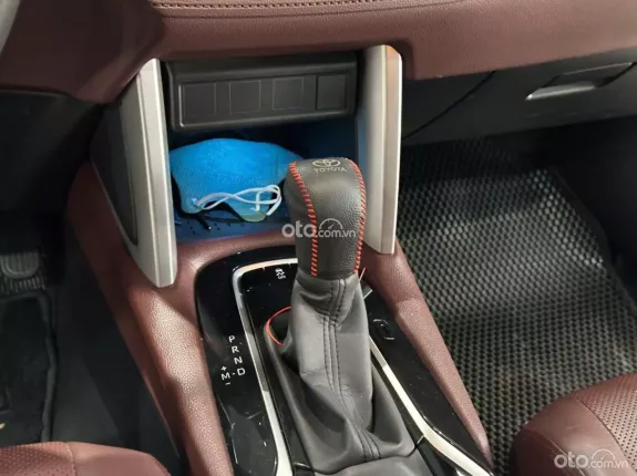 Toyota Corolla Cross 1.8 V  2021 - Xe cực đẹp, chủ giữ gìn