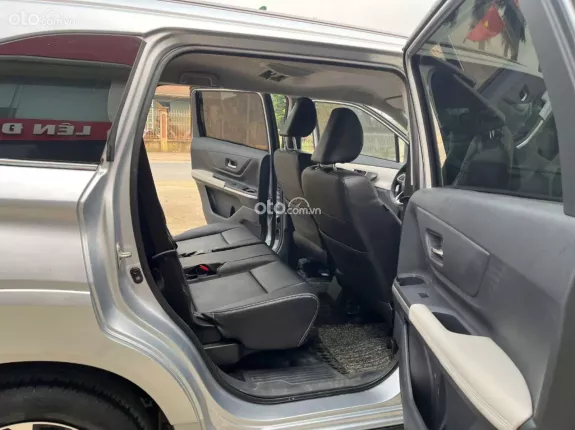 Toyota Veloz Cross 1.5 CVT 2022 - MPV 7 chỗ rộng rãi, siêu lướt, chất xe cực đẹp, Zin 100%