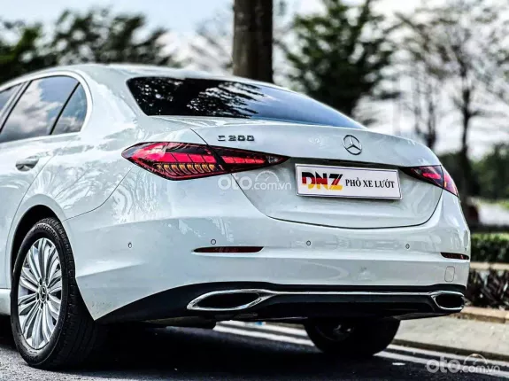Mercedes-Benz C200 Avantgarde 2024 - Giá 1 tỷ 389 có thương lượng