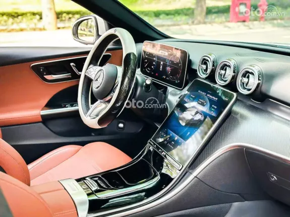 Mercedes-Benz C200 Avantgarde 2024 - Giá 1 tỷ 389 có thương lượng