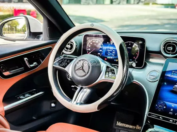 Mercedes-Benz C200 Avantgarde 2024 - Giá 1 tỷ 389 có thương lượng