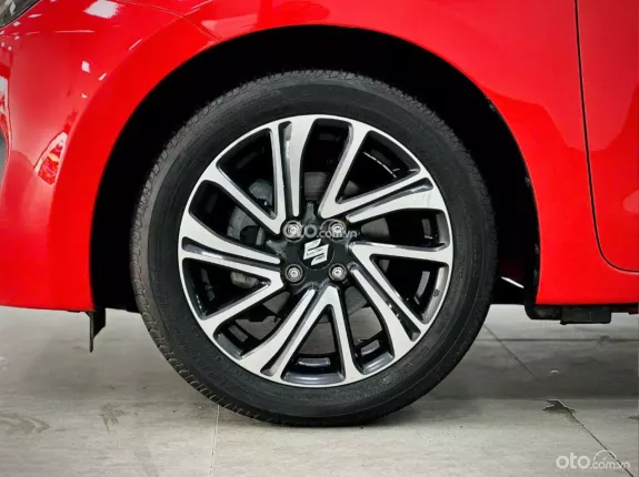 Suzuki Swift GLX 1.2 CVT 2022 - Model 2023 Trẻ Trung, Năng Động 🌸
