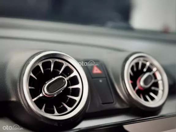 Suzuki Swift GLX 1.2 CVT 2022 - Model 2023 Trẻ Trung, Năng Động 🌸