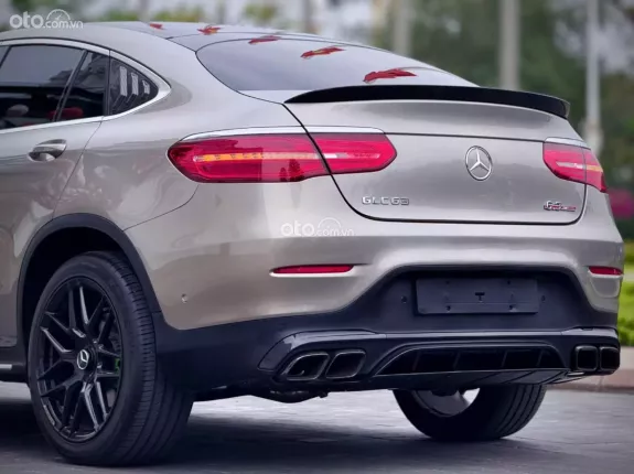 Mercedes-Benz GLC 300 4Matic Coupe 2019 - Xe sang trọng với thiết kế nổi bật