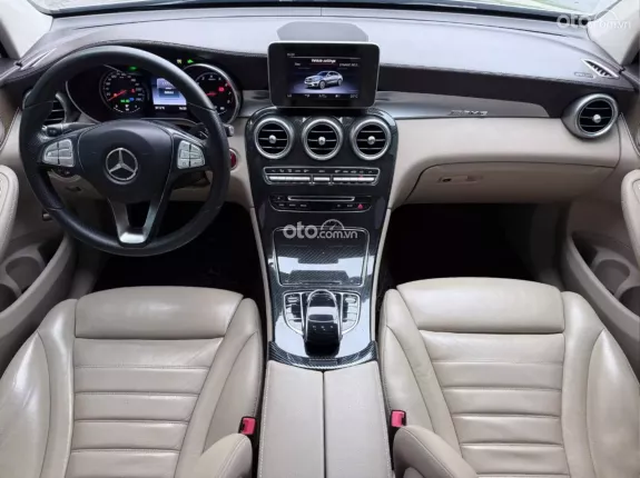 Mercedes-Benz GLC 300 4Matic Coupe 2019 - Xe sang trọng với thiết kế nổi bật